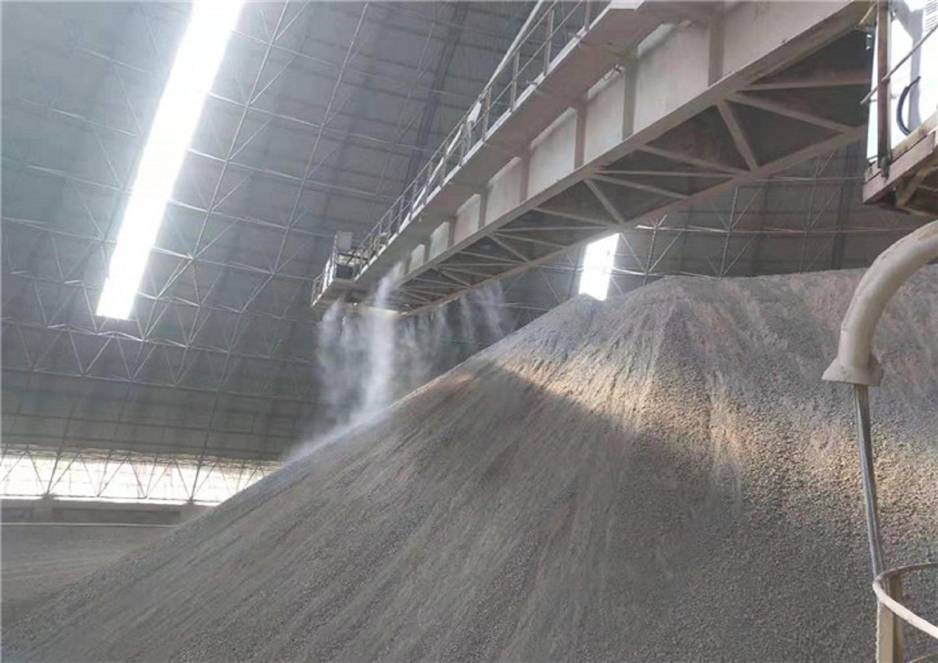河北邢臺水泥廠除塵治理高壓噴霧設備-強興環保